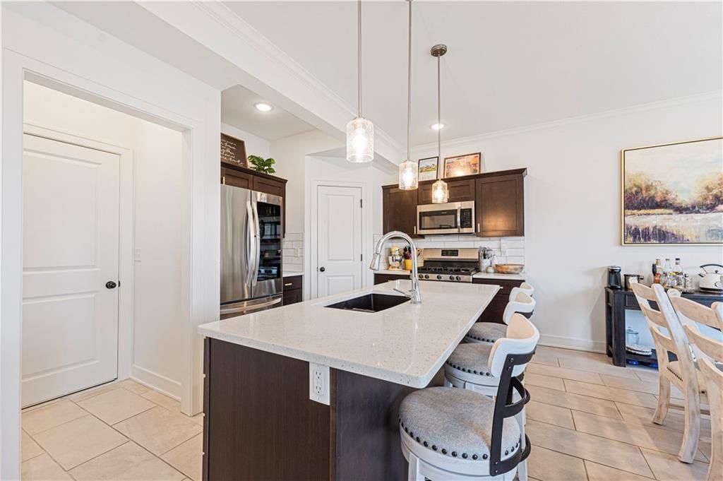 7377 Aaron Street — photo 13