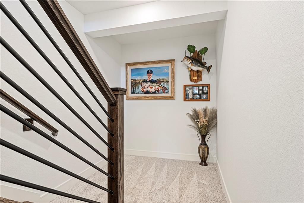 7377 Aaron Street — photo 16