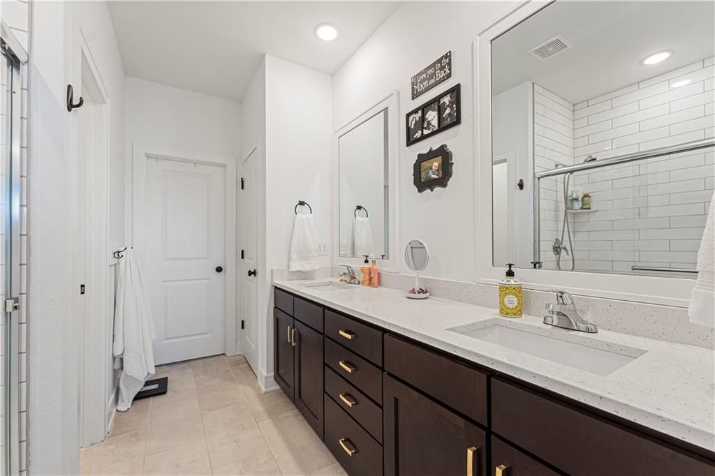 7377 Aaron Street — photo 22