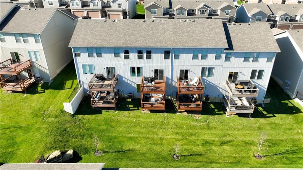 7377 Aaron Street — photo 38
