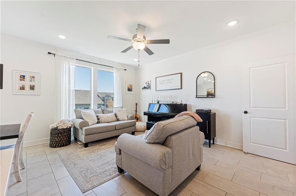 7377 Aaron Street — photo 8