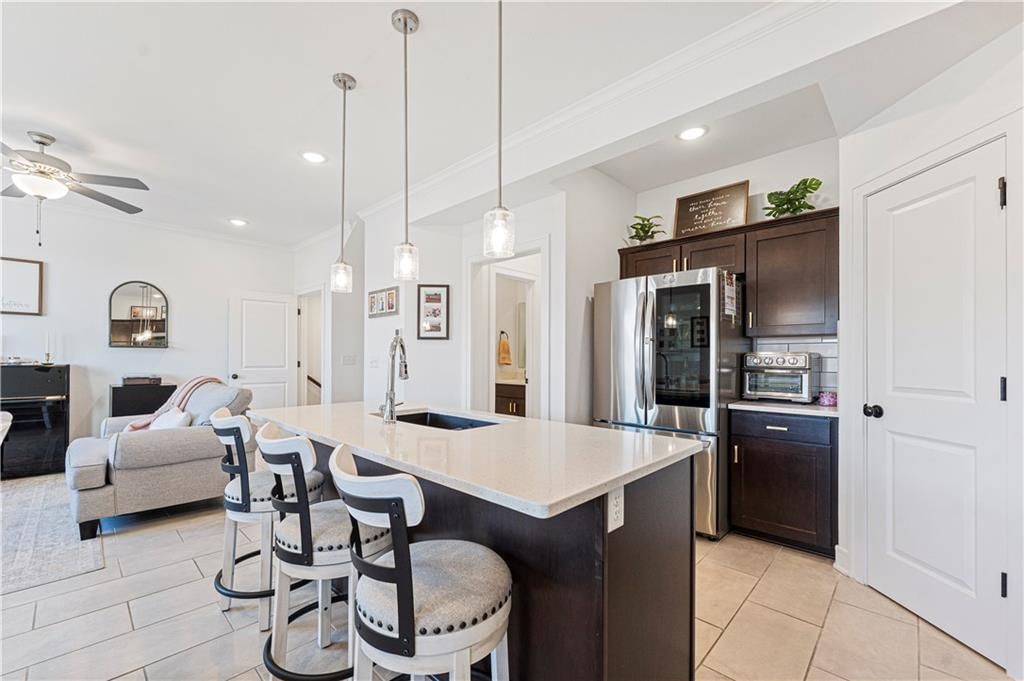 7377 Aaron Street — photo 10