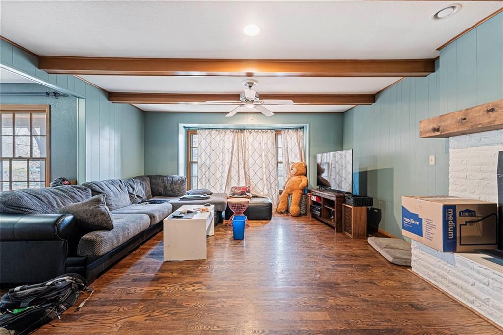11501 Wornall Road — photo 15