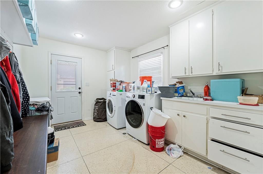 11501 Wornall Road — photo 25