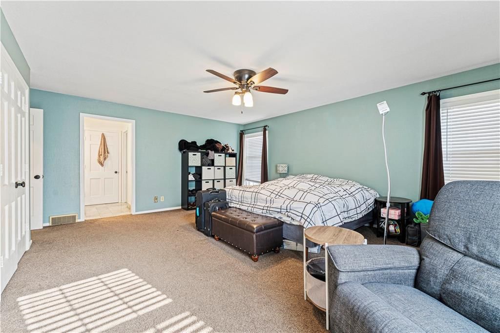 11501 Wornall Road — photo 33