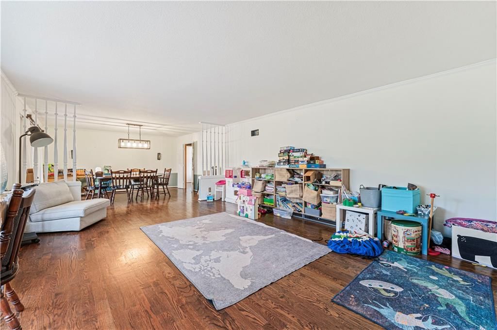11501 Wornall Road — photo 10