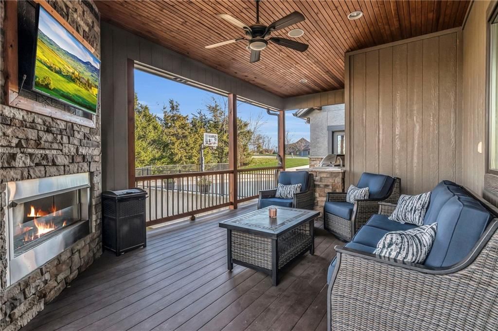 7067 NW Scenic Drive — photo 45
