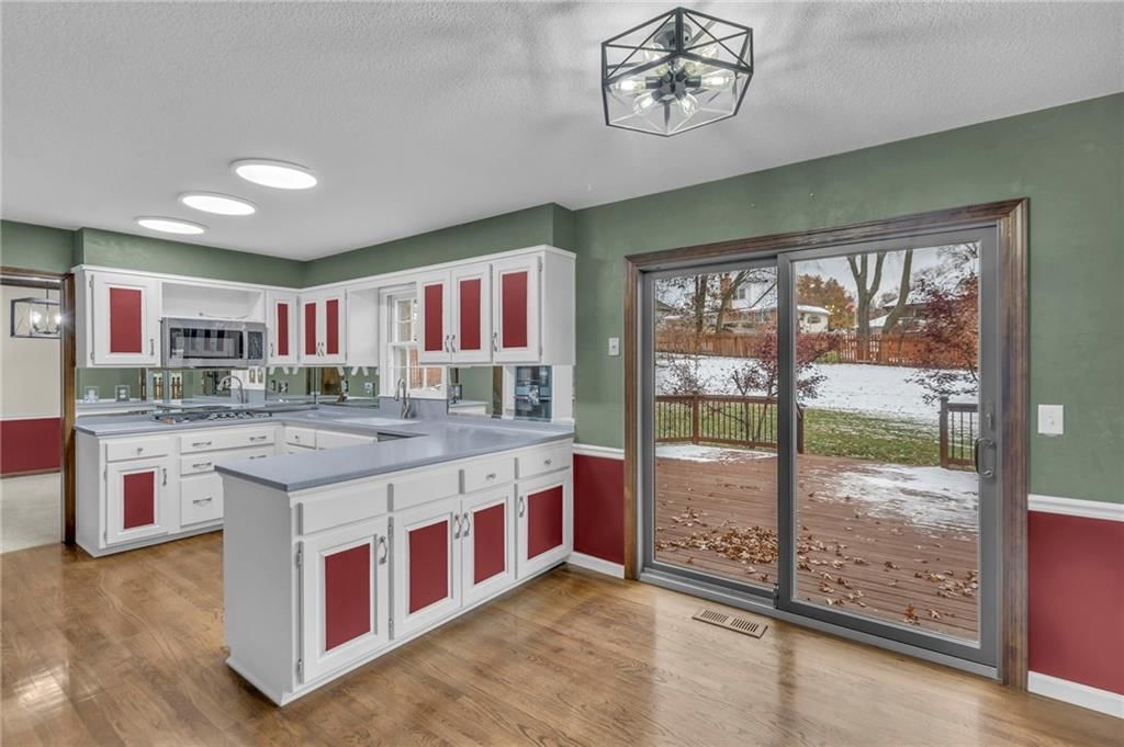 10813 W 52nd Circle — photo 18