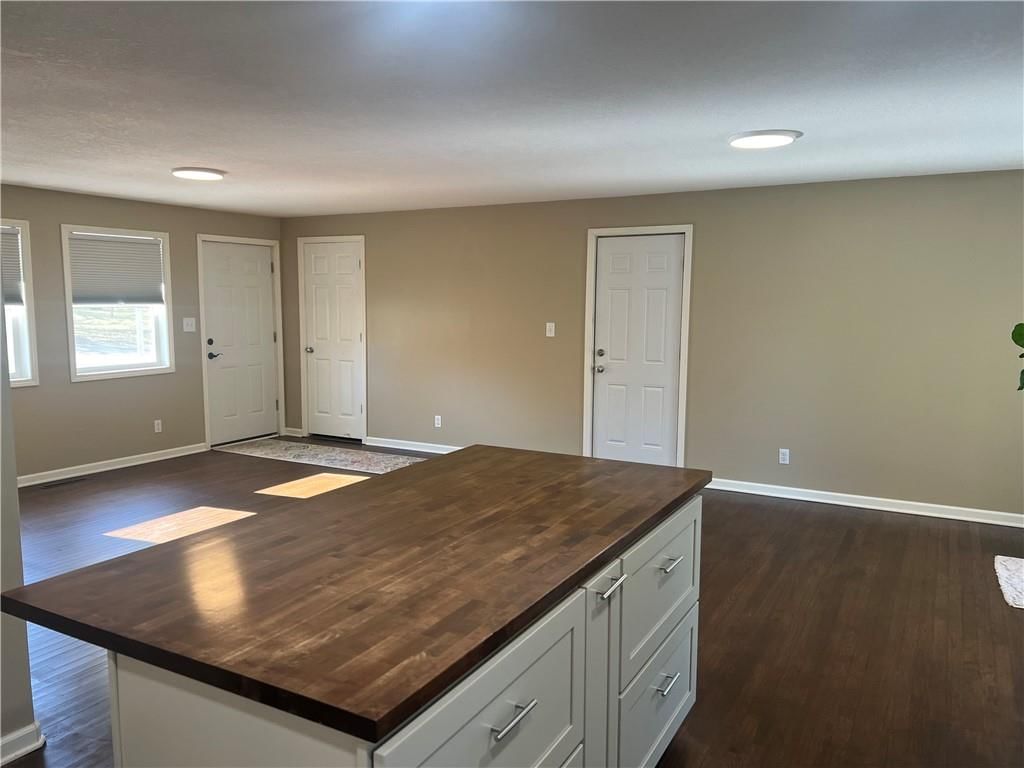 1004 NE Cowden Drive — photo 11