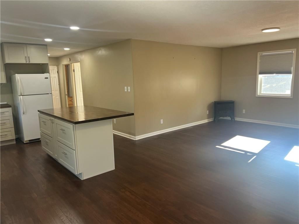 1004 NE Cowden Drive — photo 8