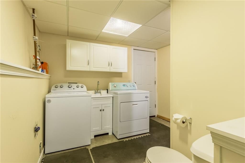 1805 W Fredrickson Circle — photo 31