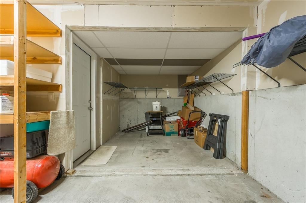 1805 W Fredrickson Circle — photo 33
