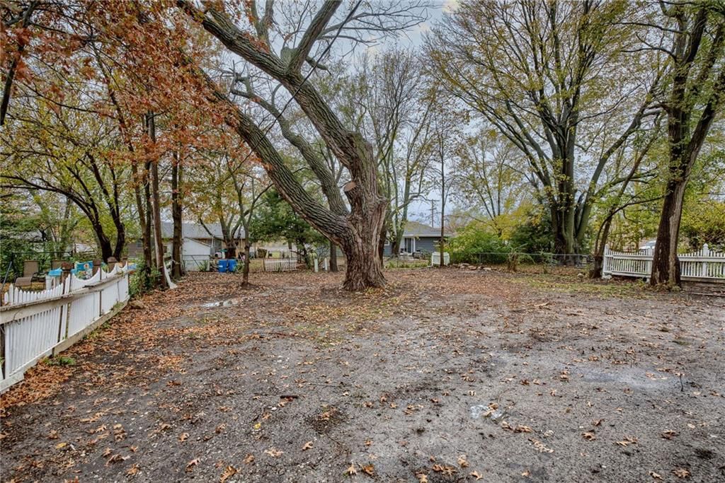 303 S Church Street — photo 23