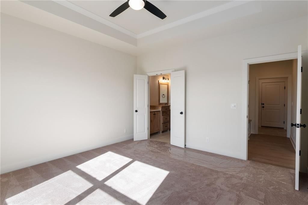 10636 N Bell Street — photo 15