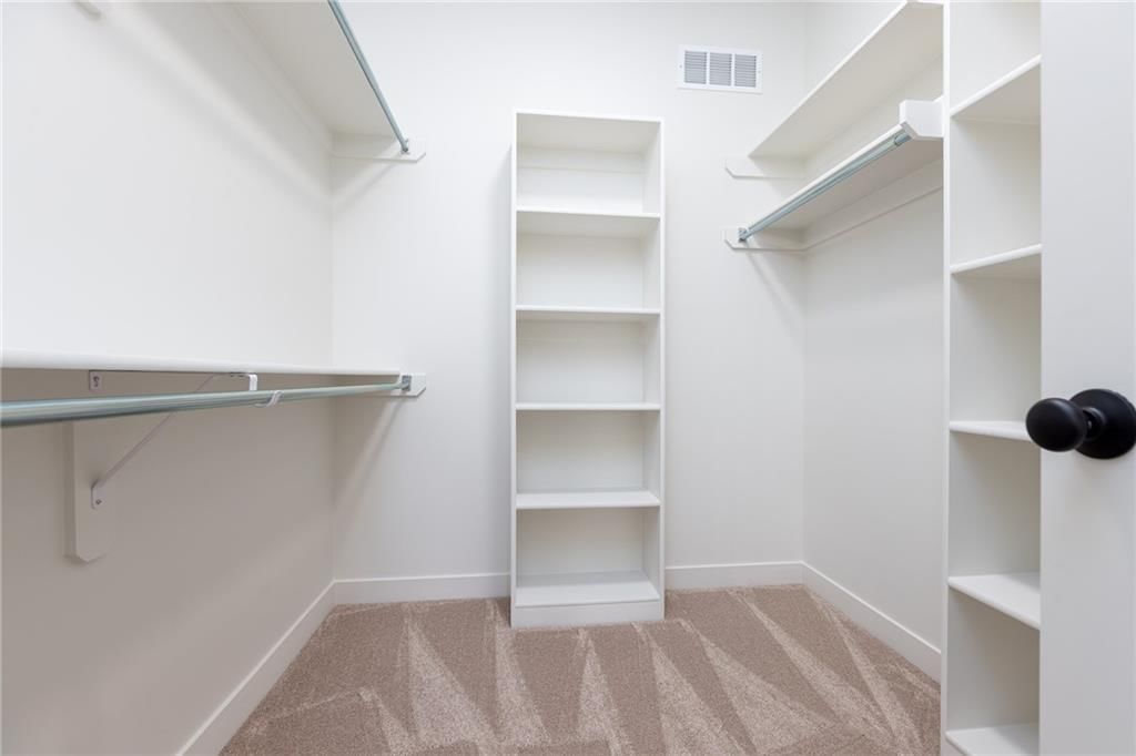 10636 N Bell Street — photo 16