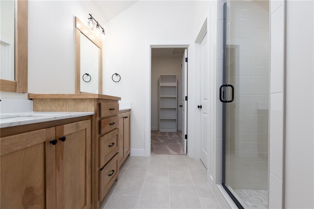 10636 N Bell Street — photo 17