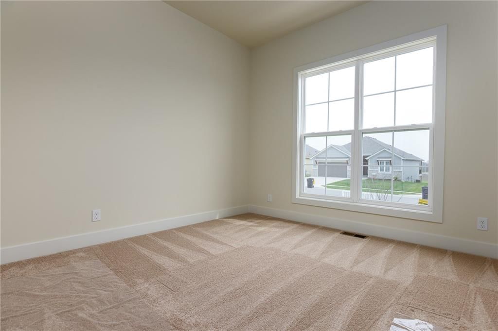 10636 N Bell Street — photo 20