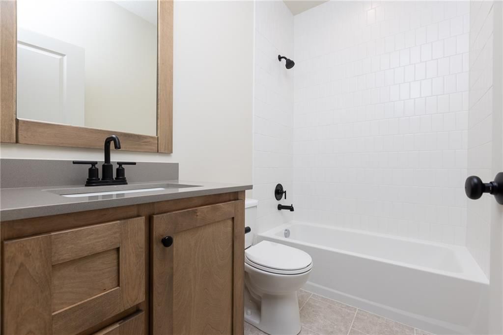 10636 N Bell Street — photo 22
