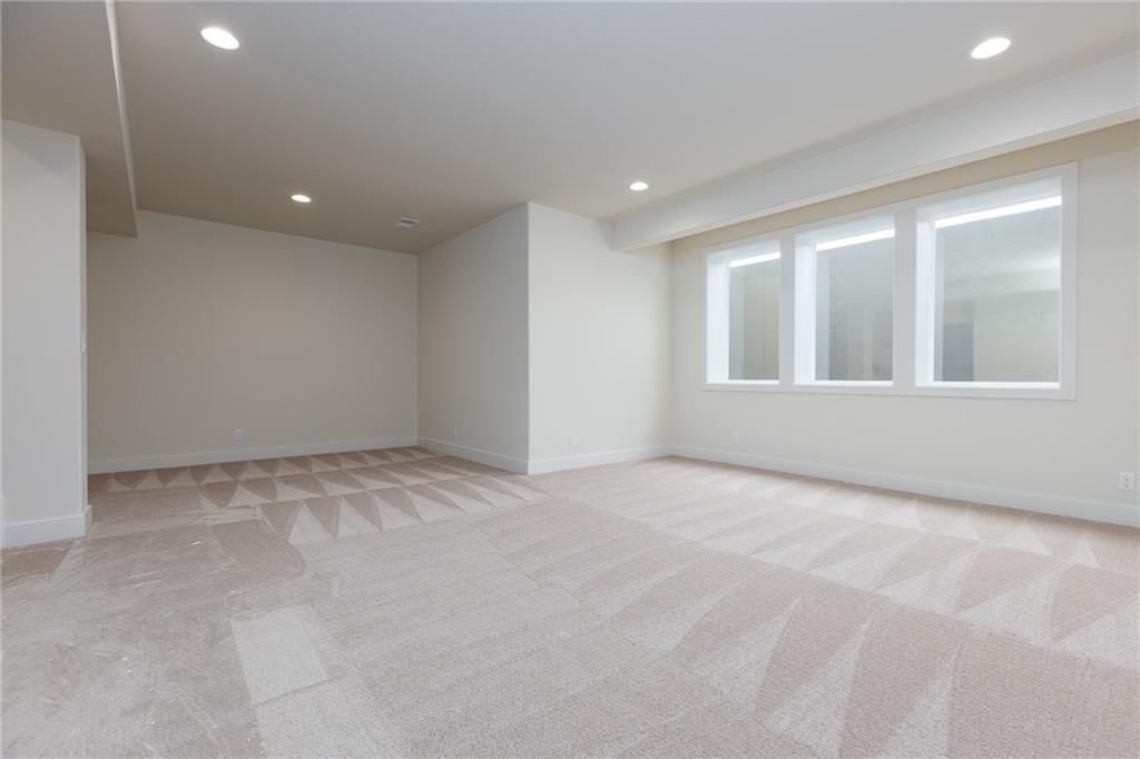 10636 N Bell Street — photo 27