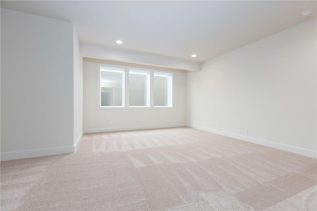 10636 N Bell Street — photo 28