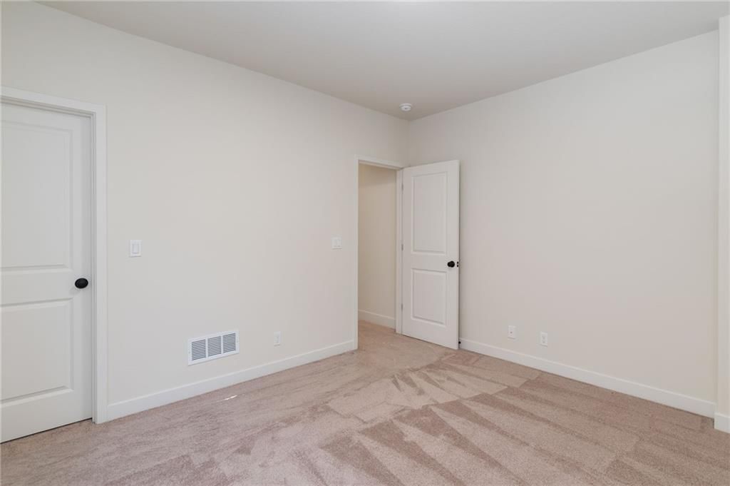 10636 N Bell Street — photo 31