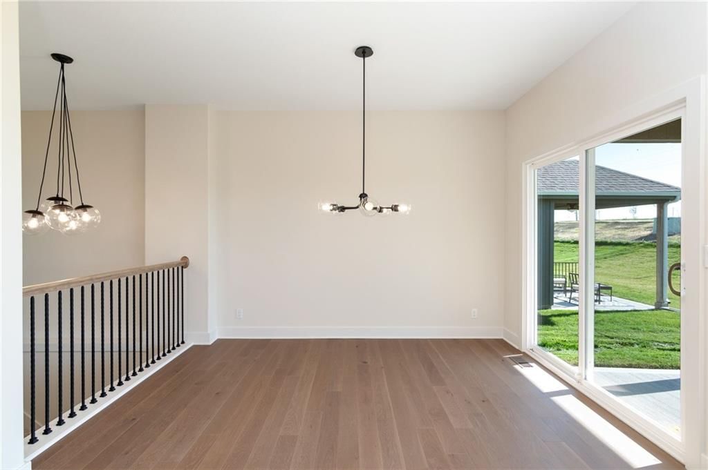 10636 N Bell Street — photo 9