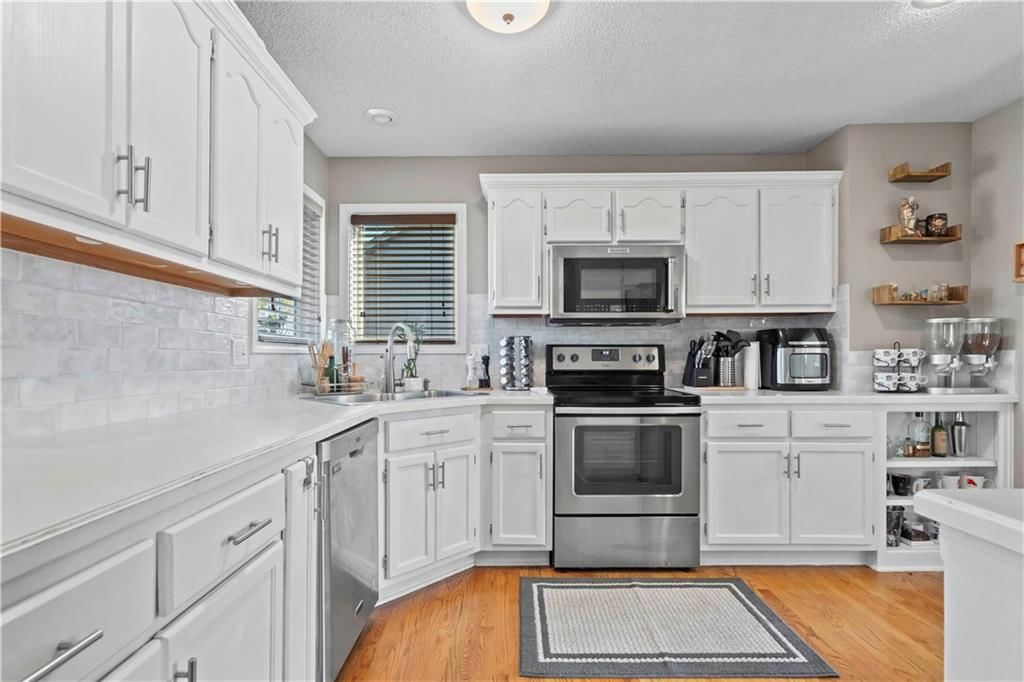 12216 Hemlock Street — photo 12