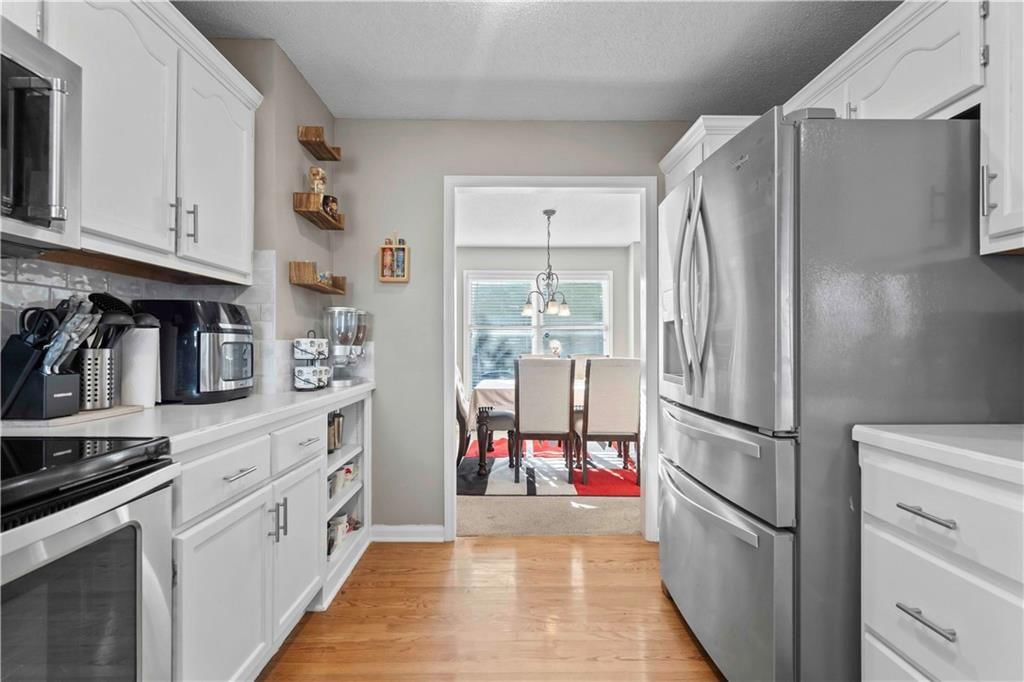 12216 Hemlock Street — photo 15