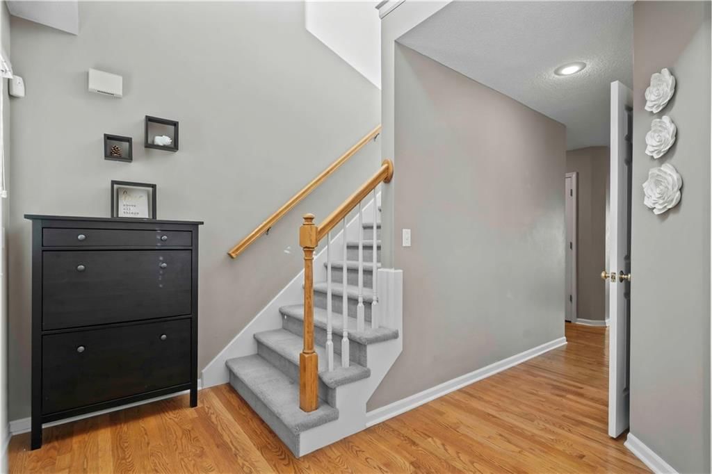 12216 Hemlock Street — photo 21