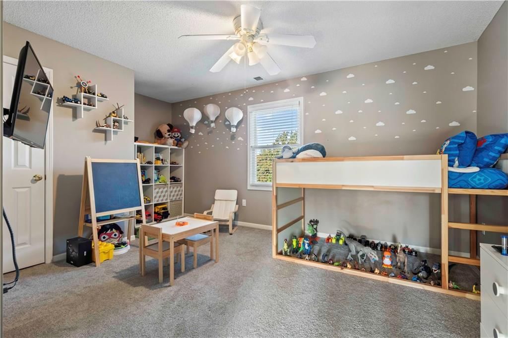 12216 Hemlock Street — photo 32