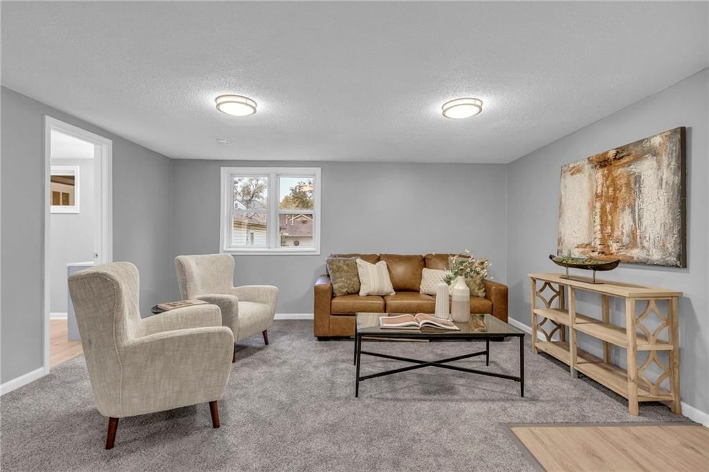 307 SW 9TH Street — photo 14