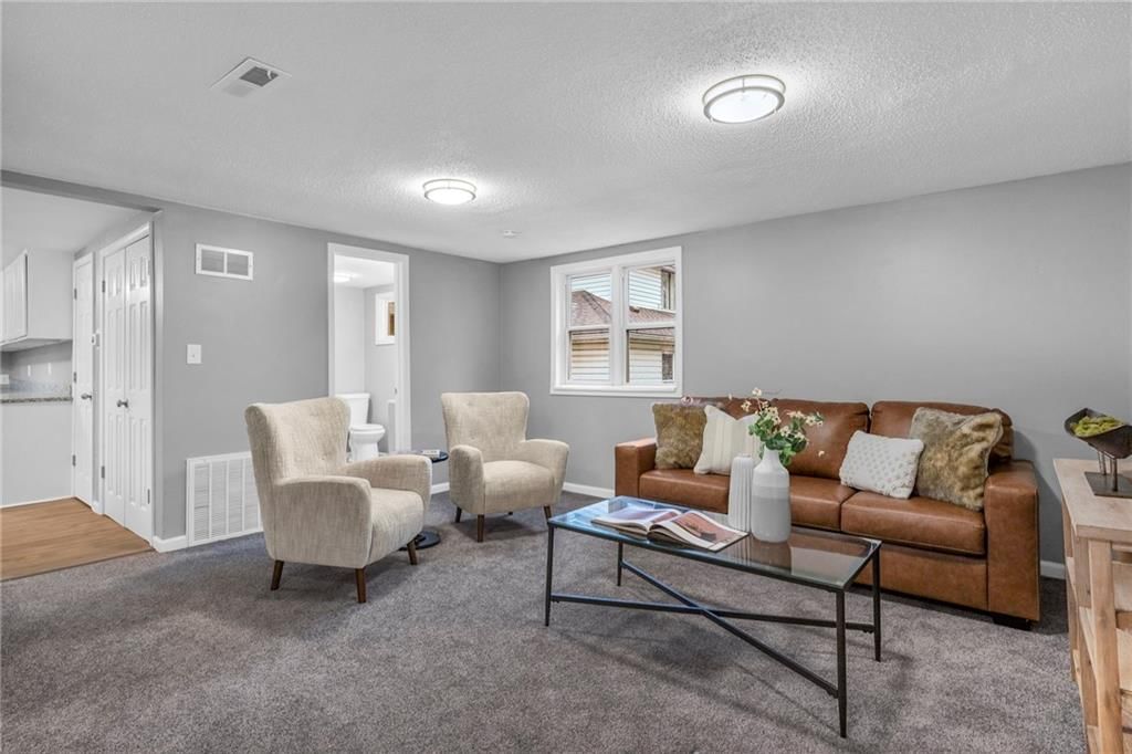 307 SW 9TH Street — photo 15