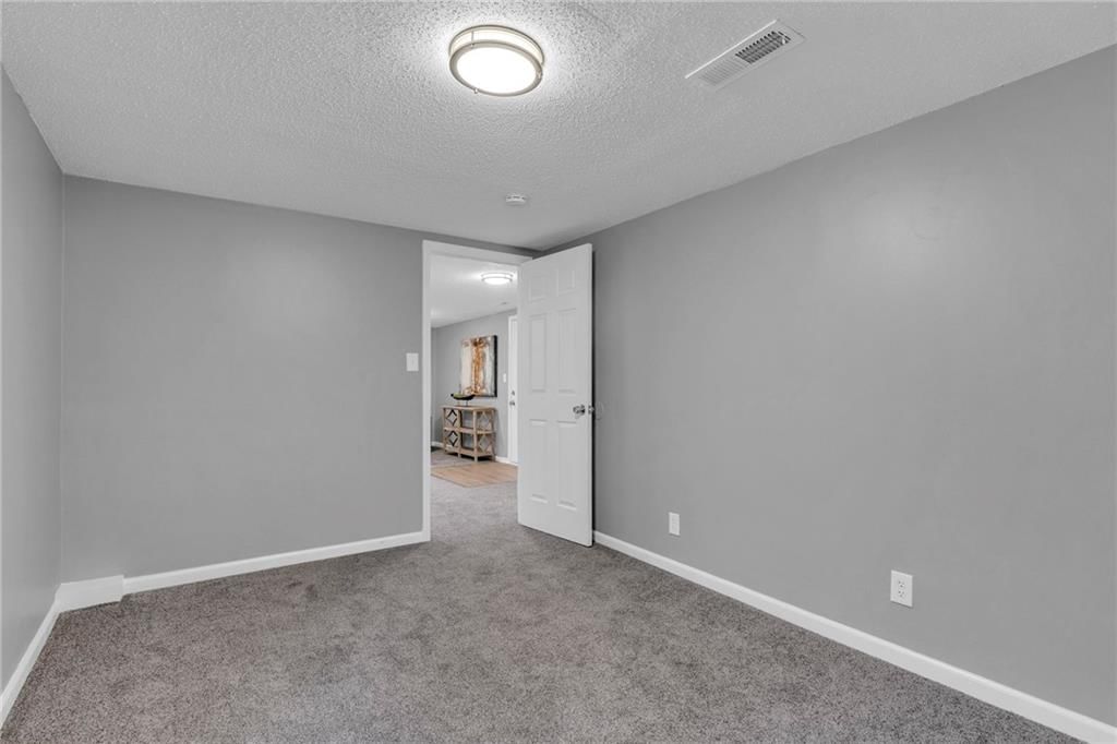 307 SW 9TH Street — photo 19