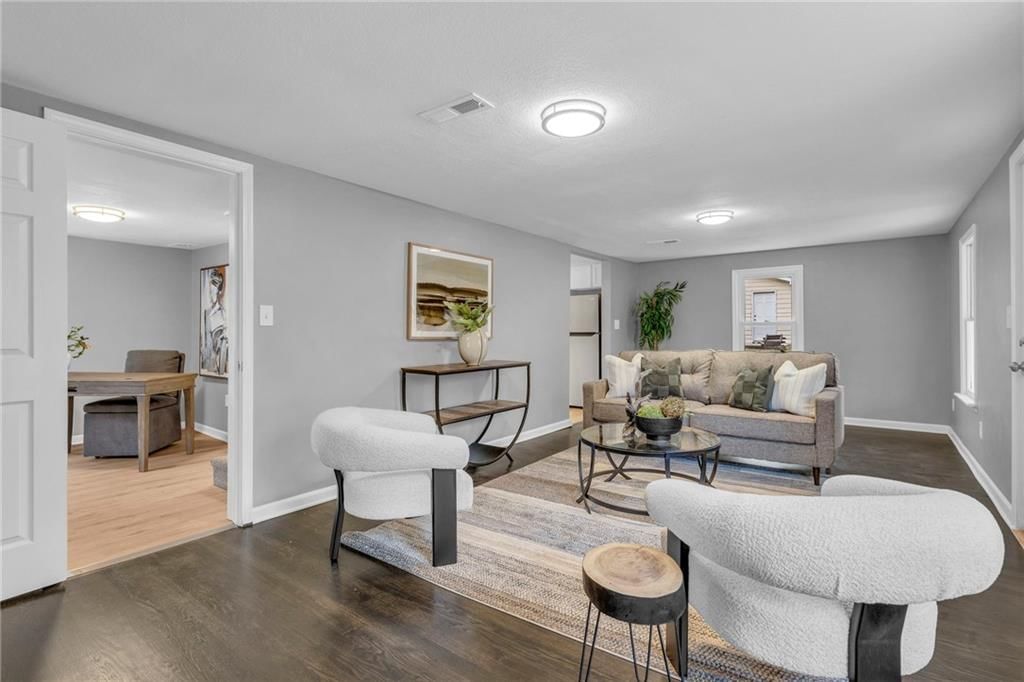 307 SW 9TH Street — photo 5