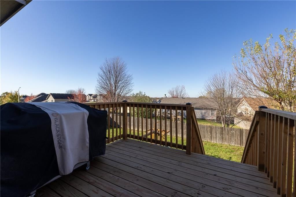 11228 N SUMMIT Street — photo 34