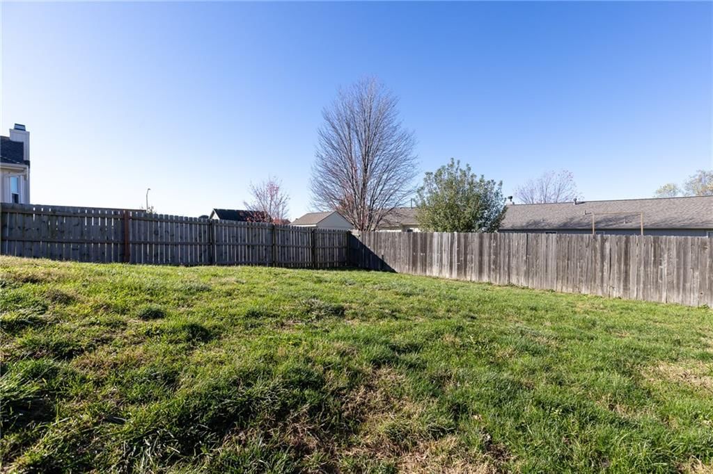11228 N SUMMIT Street — photo 35