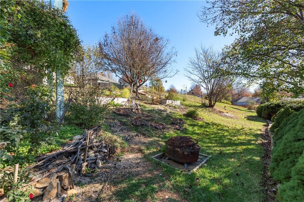 15785 Meadow Court — photo 26