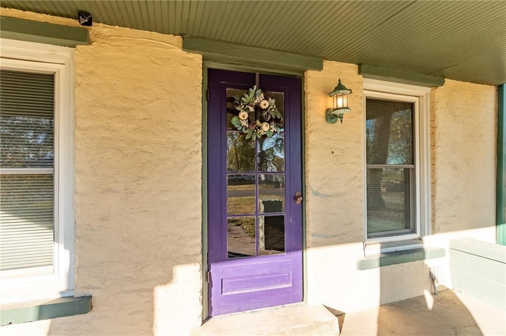303 W Bridge Street — photo 13