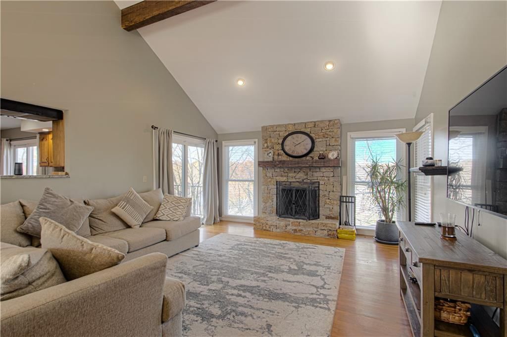 6916 HALLET Drive — photo 13