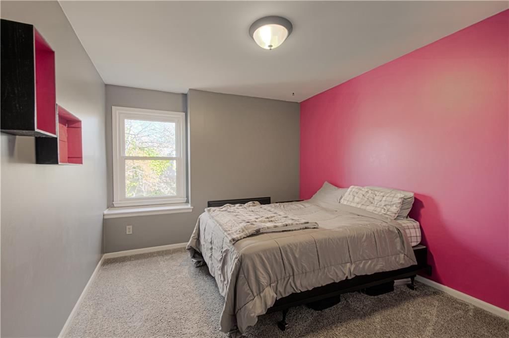 6916 HALLET Drive — photo 38