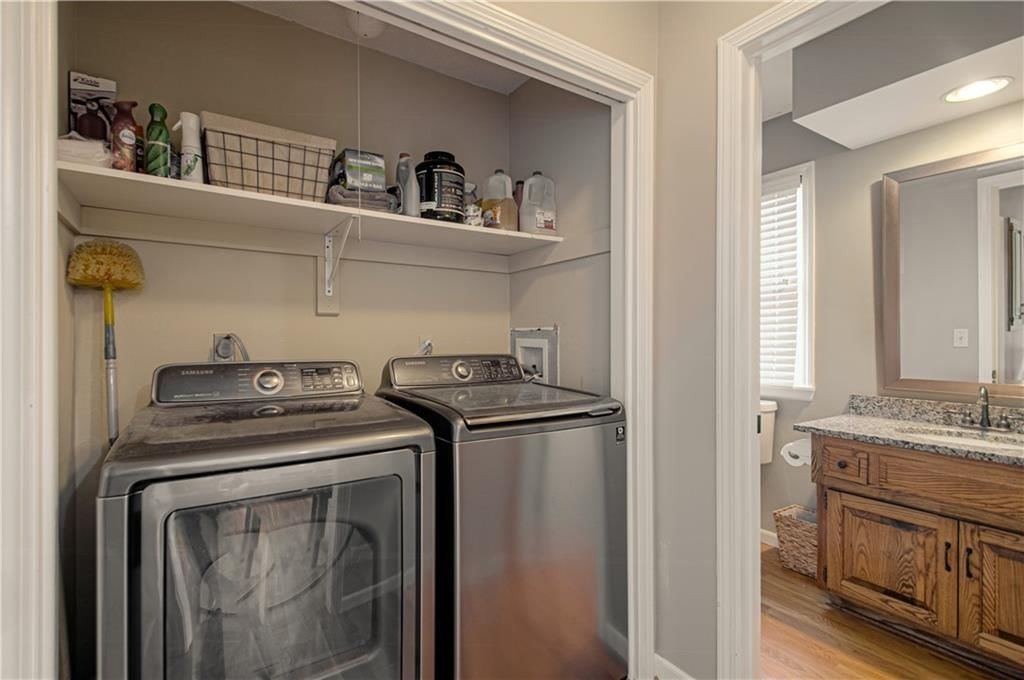 6916 HALLET Drive — photo 44