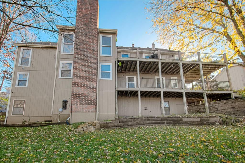 6916 HALLET Drive — photo 45