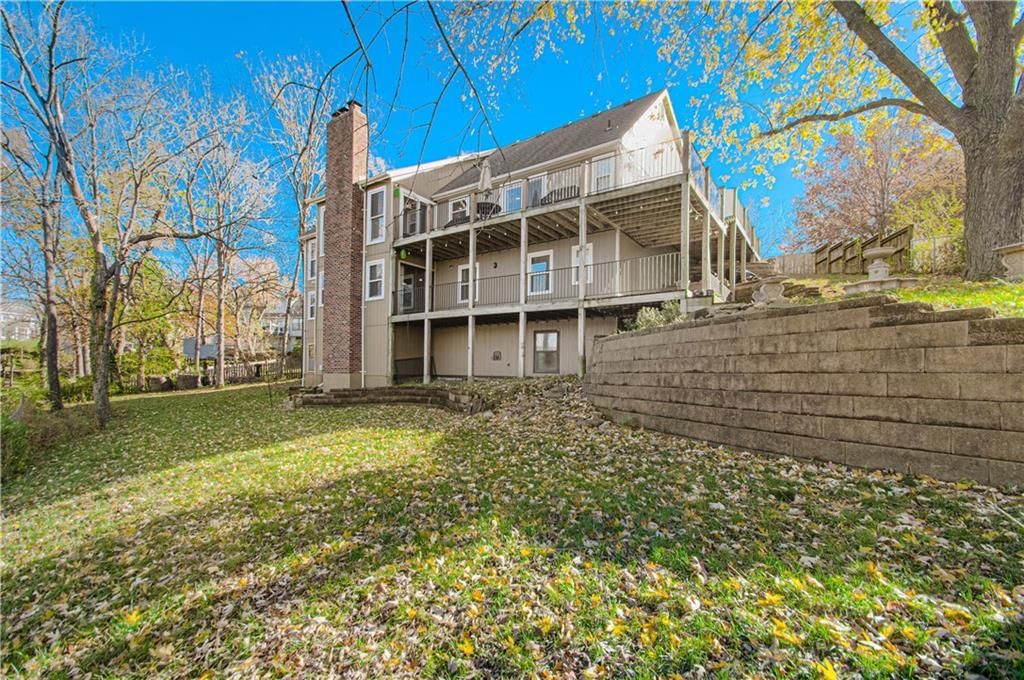6916 HALLET Drive — photo 47
