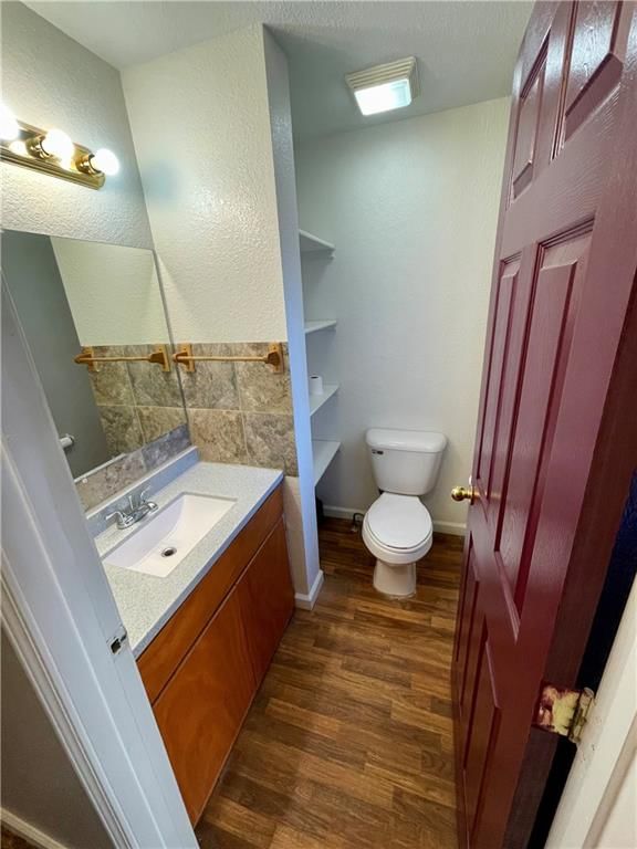323 Jackson Street — photo 21