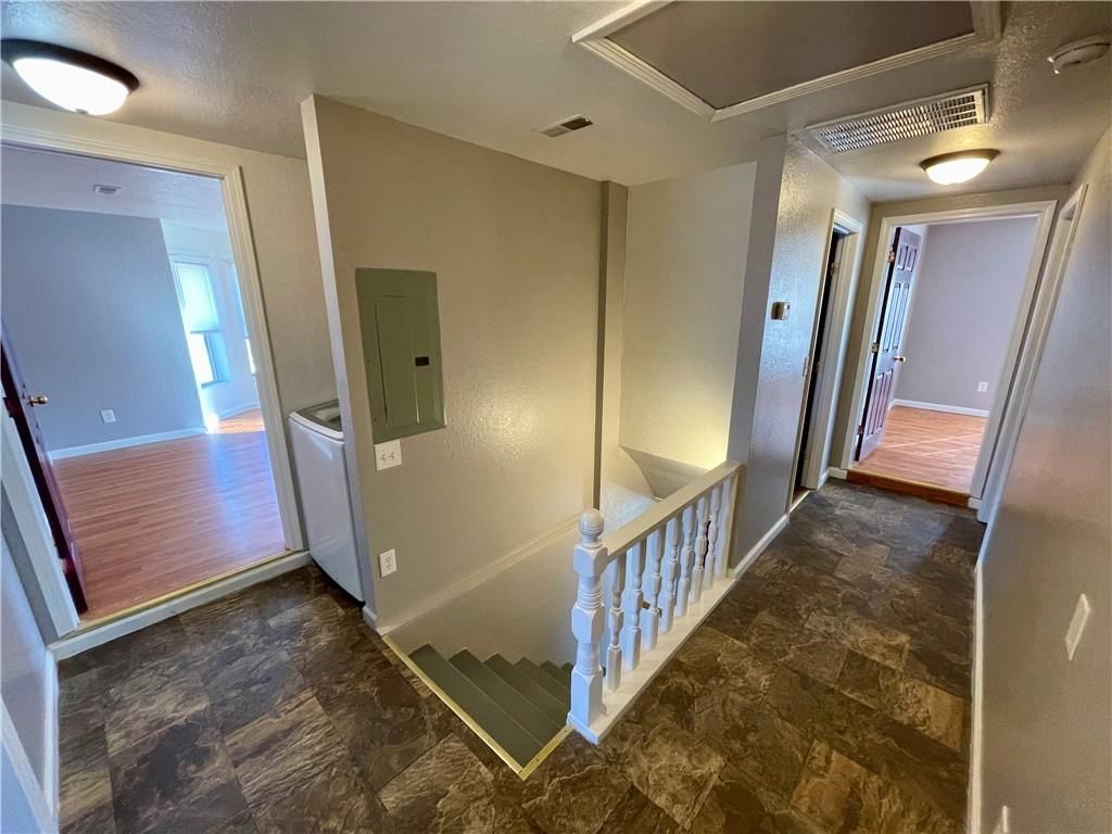 323 Jackson Street — photo 24