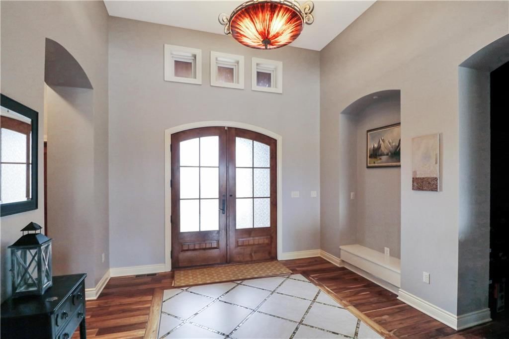 1254 Vivian Drive — photo 3