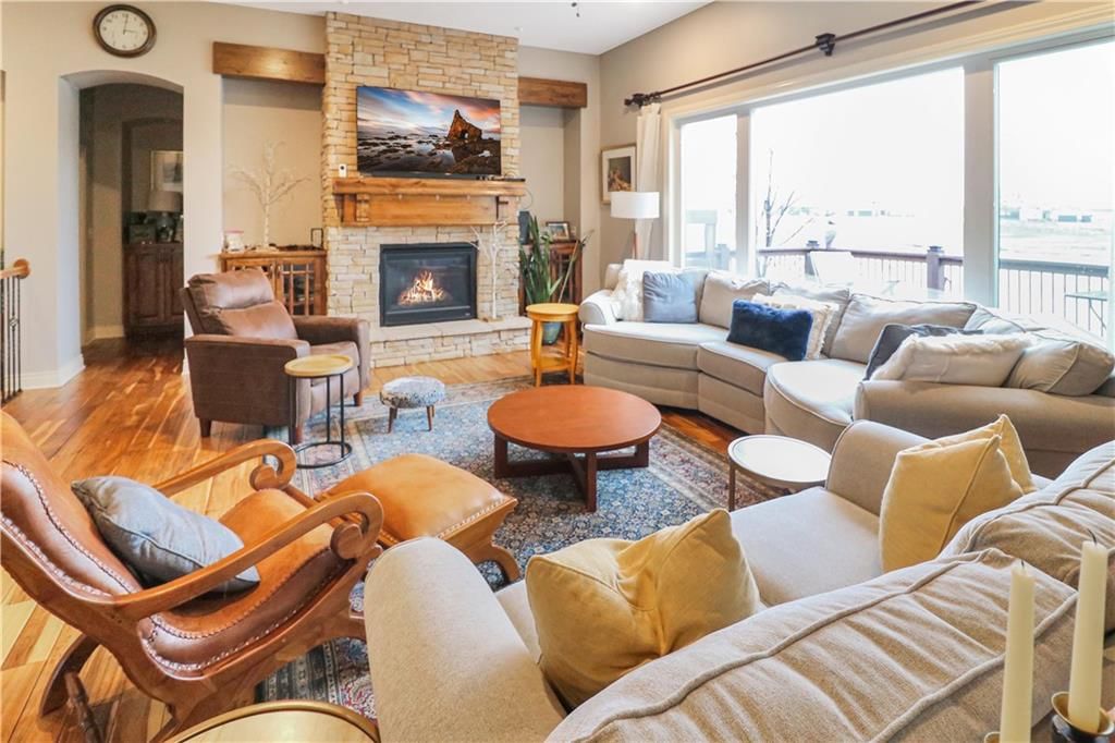 1254 Vivian Drive — photo 27