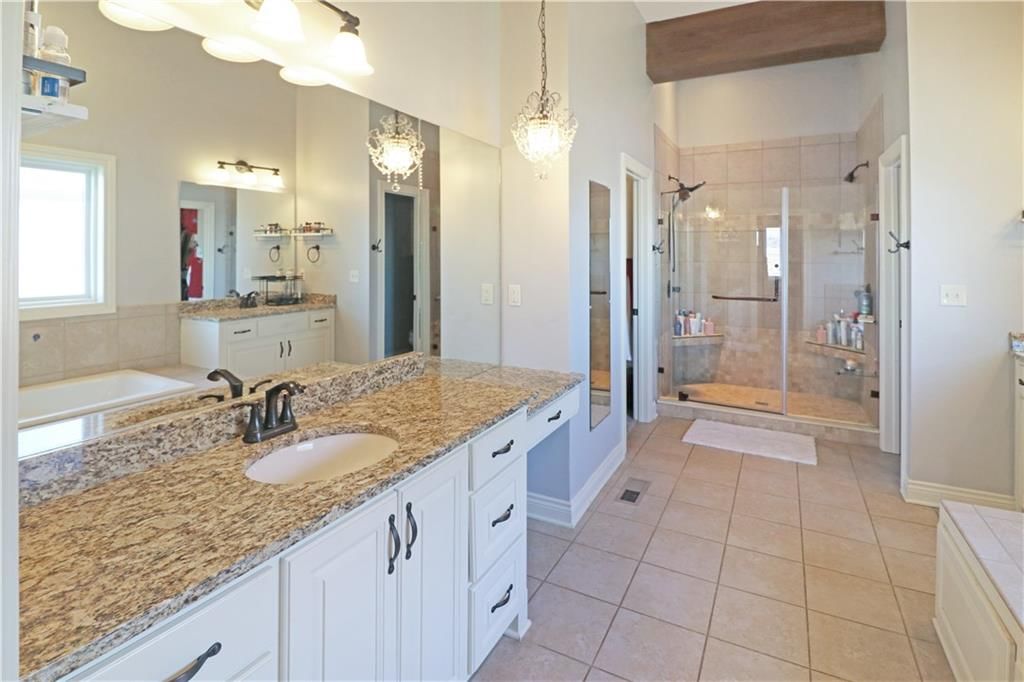 1254 Vivian Drive — photo 29
