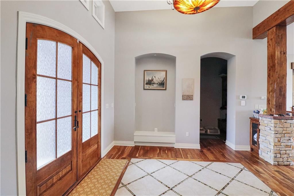 1254 Vivian Drive — photo 4
