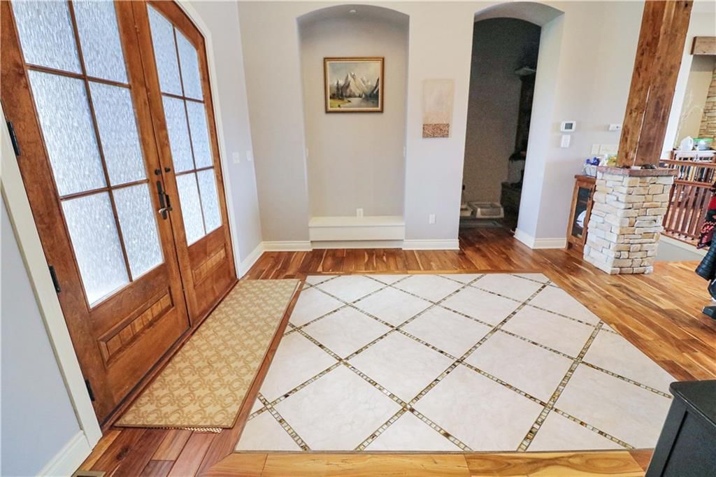 1254 Vivian Drive — photo 5